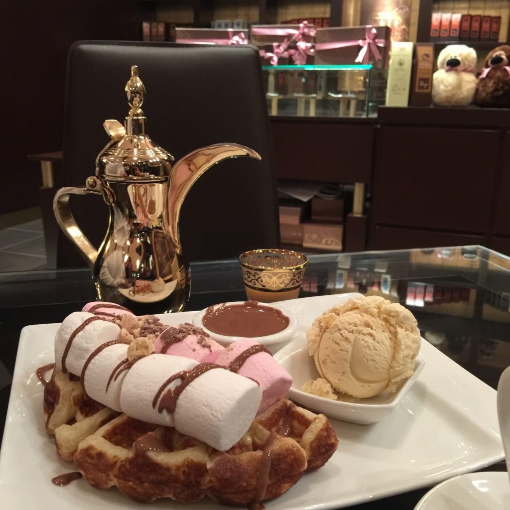 مايا كافيه JEDDAH Cafe