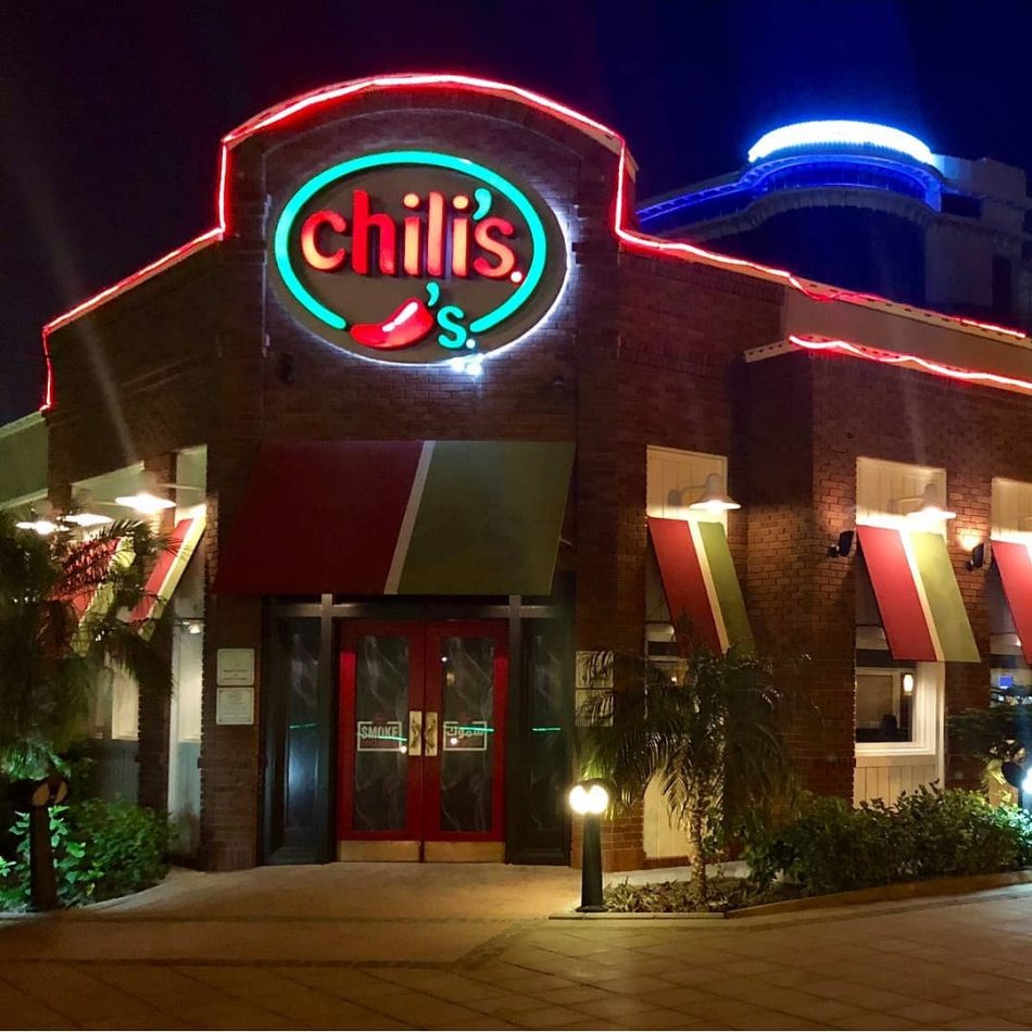 مطعم تشليز Chili's (الاسعار+المنيو+الموقع) كافيهات جده افضل مقاهي جده