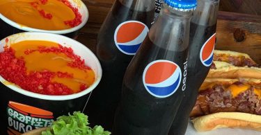 مطعم العم خليل في جدة السعر المنيو العنوان كافيهات جده افضل مقاهي جده