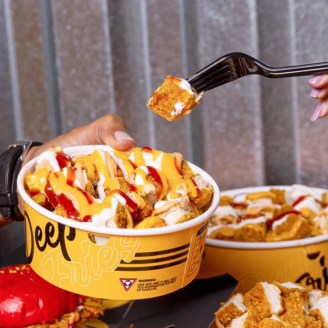 ديب فرايز Deep Fries (الاسعار المنيو الموقع) كافيهات جده افضل مقاهي جده