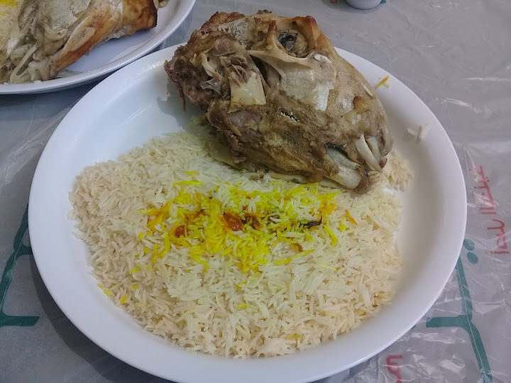 مطعم حنيذ في جدة