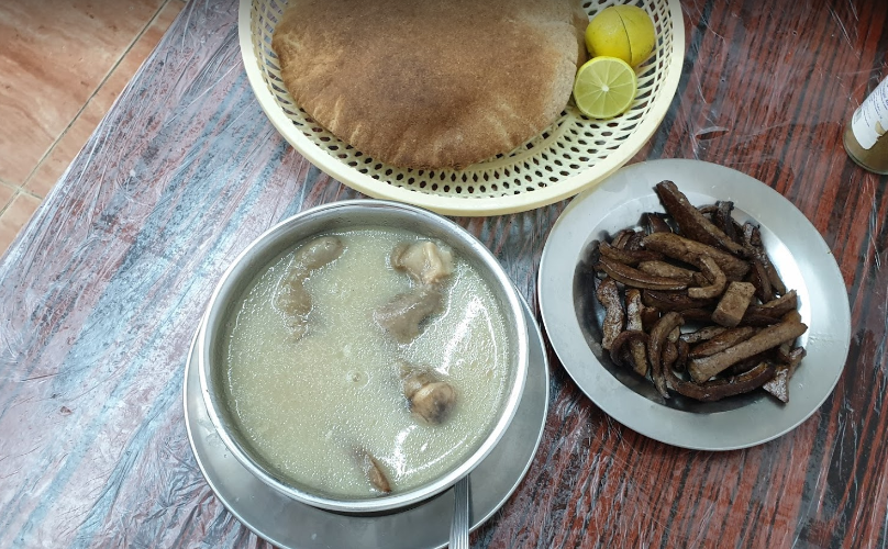 مطعم حمودة باعيسي جدة