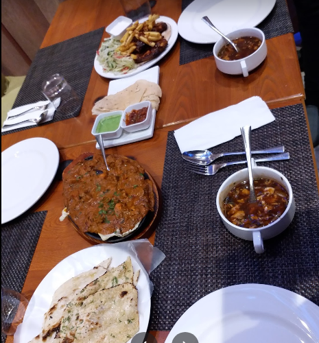 مطعم صفير العائلة جدة